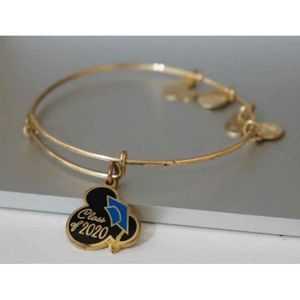 Disney Parks Alex & Ani Class of 2020 Graduation Cap Bangle‎ Bracelet Gold